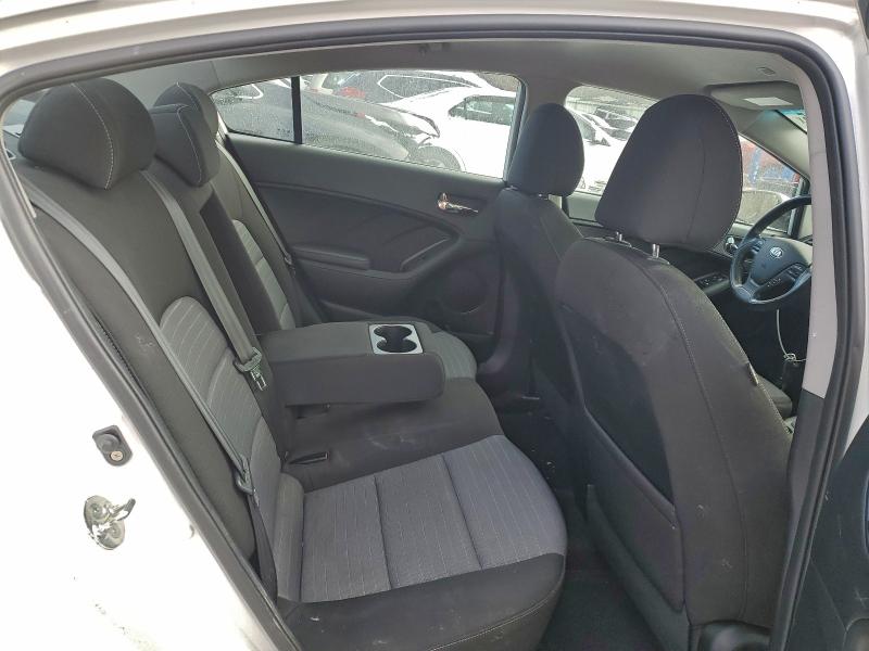 Photo 10 from auction – 2015 KIA FORTE EX with VIN KNAFX4A81F5294079