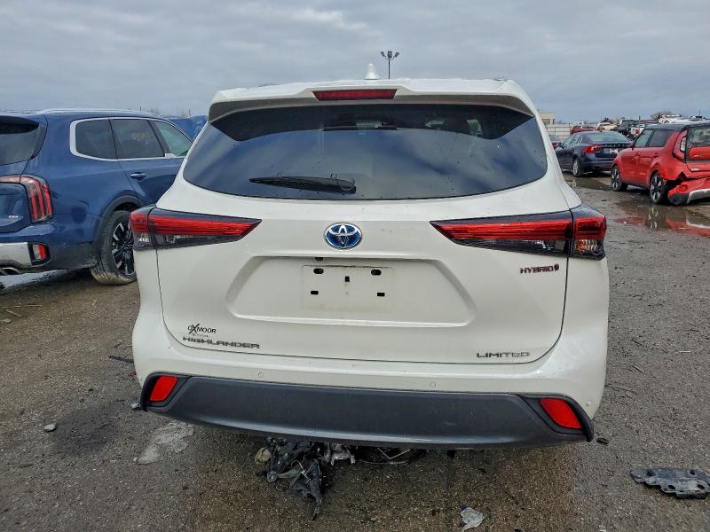 Photo 6 from auction – 2021 TOYOTA HIGHLANDER with VIN 5TDDBRCH0MS522535