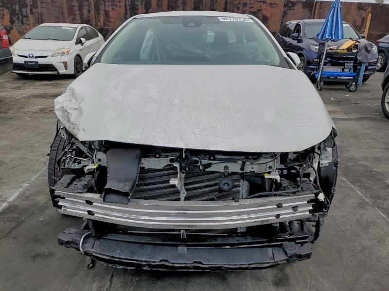 Photo 5 from auction – 2020 TOYOTA COROLLA LE with VIN 5YFEPRAE6LP144565