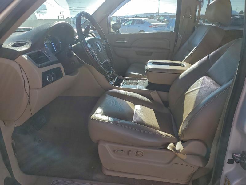 Photo 7 from auction – 2013 CADILLAC ESCALADE P with VIN 1GYS4CEF4DR258092