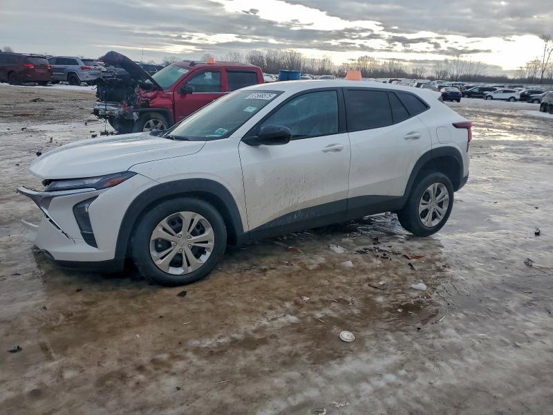 CHEVROLET TRAX 2025 with VIN KL77LFEP4SC180662 - Photo from auction