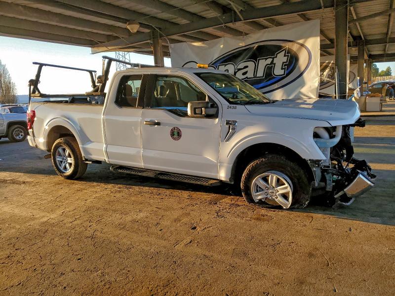 Photo 4 from auction – 2021 FORD F150 SUPER with VIN 1FTEX1C54MFA72854