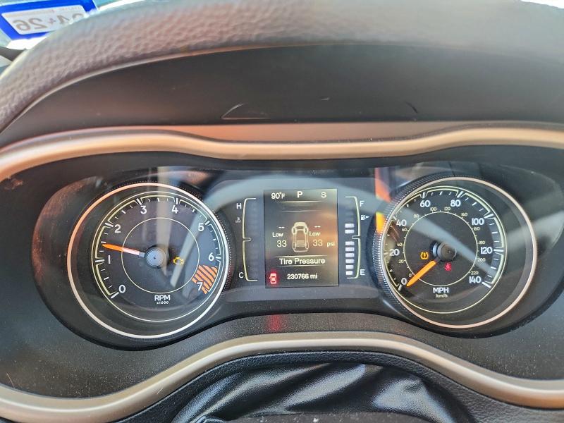 Photo 9 from auction – 2015 JEEP CHEROKEE L with VIN 1C4PJLCB7FW655966