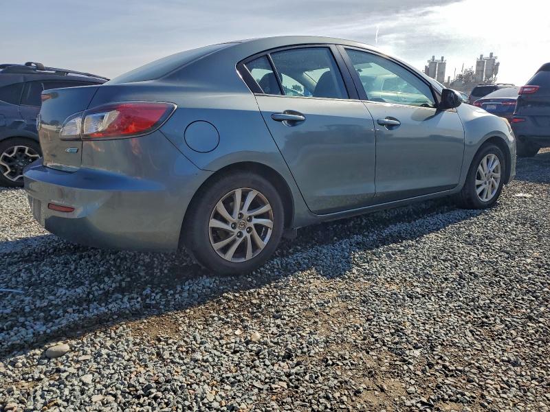 Photo 3 from auction – 2012 MAZDA 3 with VIN JM1BL1V73C1690966