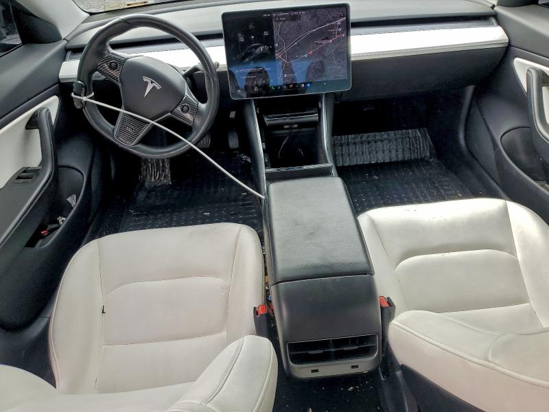 Photo 8 from auction – 2019 TESLA MODEL 3 with VIN 5YJ3E1EA5KF301549