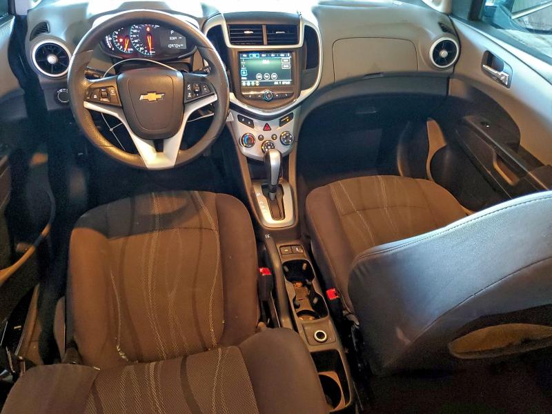 صورة رقم 8 من المزاد - 2019 CHEVROLET SONIC مع VIN 1G1JD5SB2K4119869