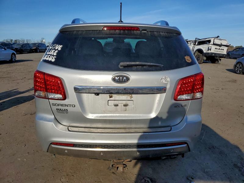 Photo 6 from auction – 2012 KIA SORENTO SX with VIN 5XYKWDA29CG191821