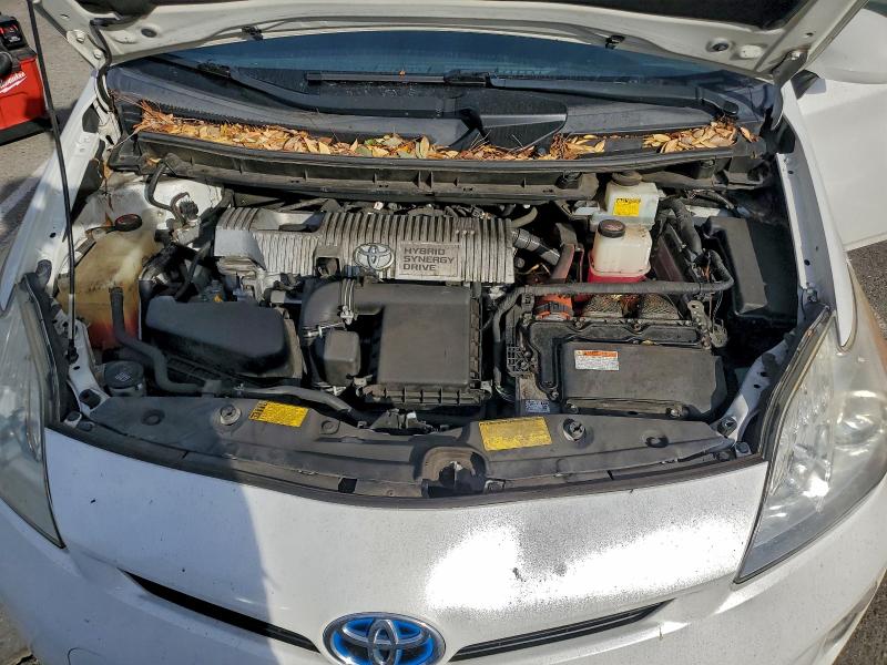 Photo 11 from auction – 2014 TOYOTA PRIUS with VIN JTDKN3DU5E0378802
