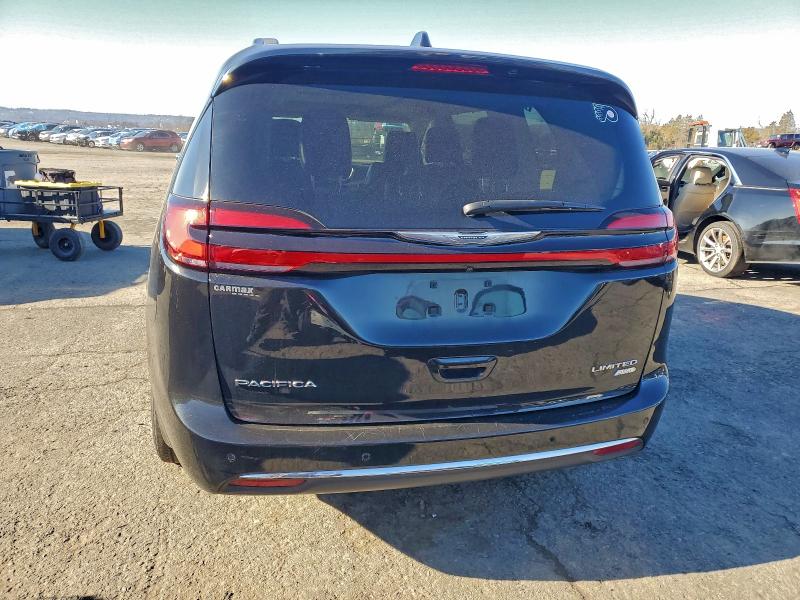 Photo 6 from auction – 2021 CHRYSLER PACIFICA L with VIN 2C4RC3GG1MR582074