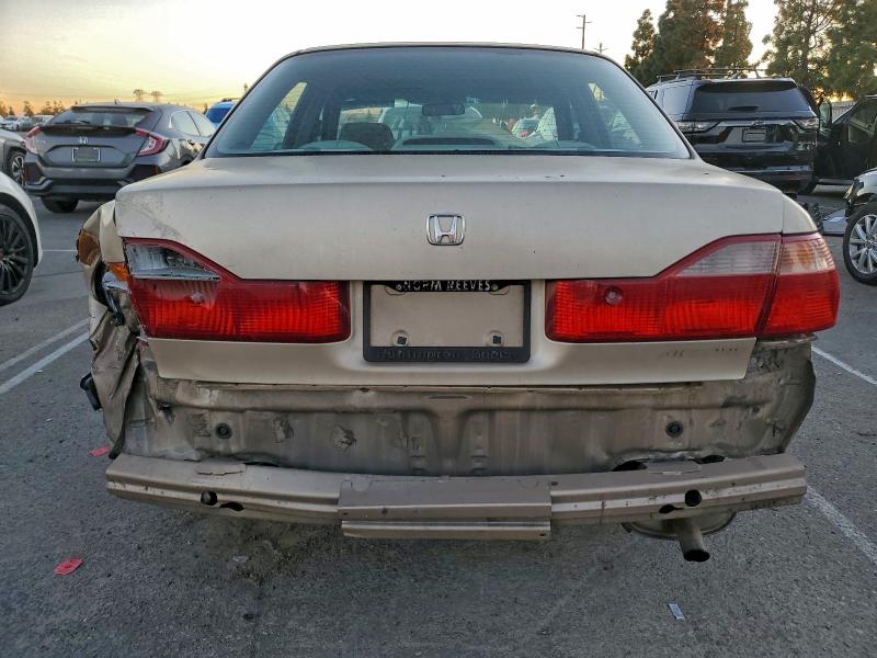 Photo 6 from auction – 2000 HONDA ACCORD EX with VIN 1HGCG6673YA152703