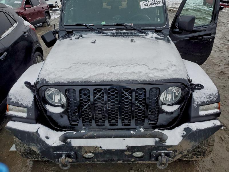 Photo 11 from auction – 2020 JEEP GLADIATOR with VIN 1C6HJTAG8LL142944