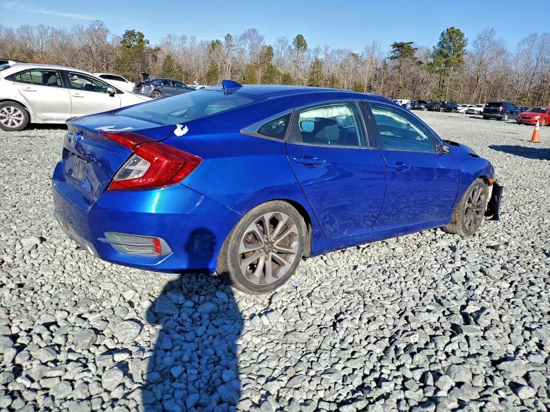 Photo 3 from auction – 2017 HONDA CIVIC with VIN 19XFC2F71HE028782