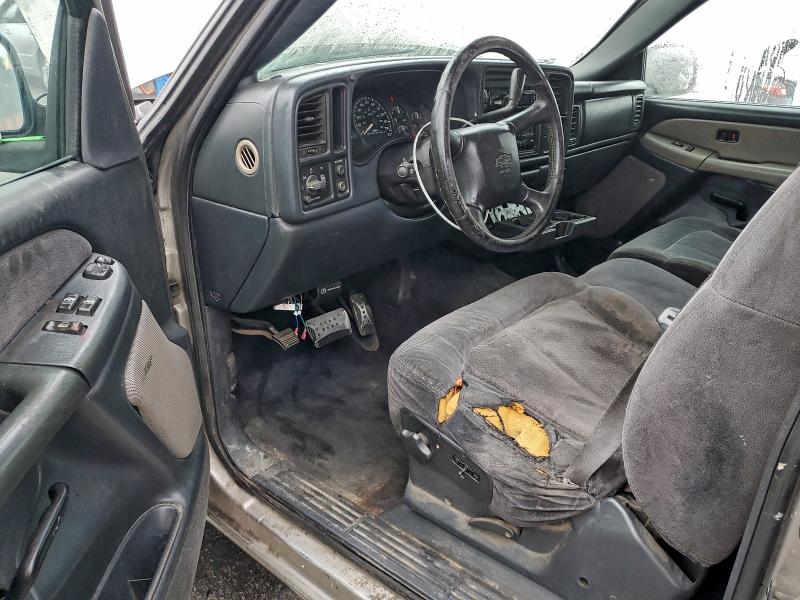 Photo 8 from auction – 2000 CHEVROLET SILVERADO with VIN 2GCEC19T2Y1384475