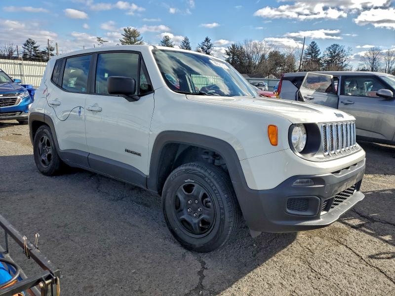 Photo 4 from auction – 2017 JEEP RENEGADE with VIN ZACCJBAB4HPG05649