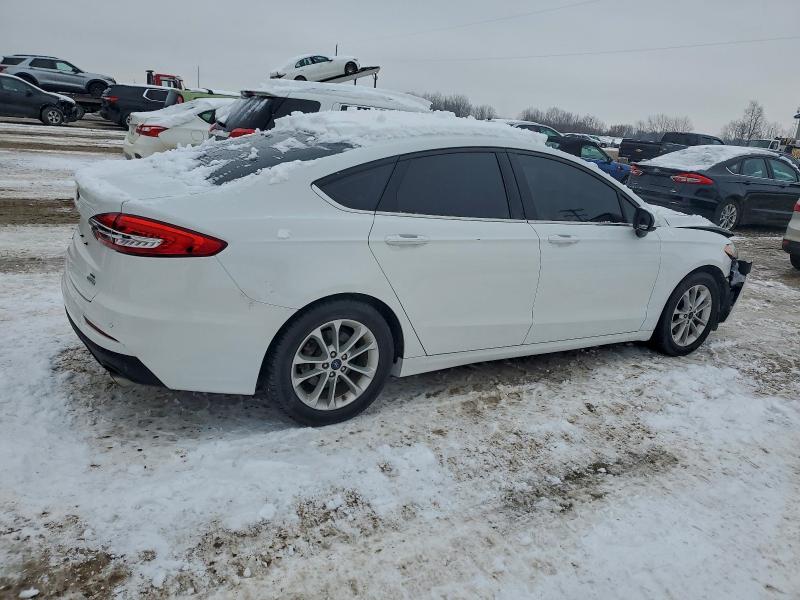 Photo 3 from auction – 2019 FORD FUSION with VIN 3FA6P0HD3KR255473