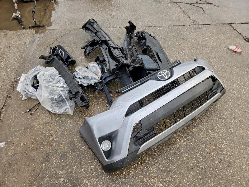 Photo 13 from auction – 2018 TOYOTA RAV4 LIMIT with VIN JTMYFREV1JD120877
