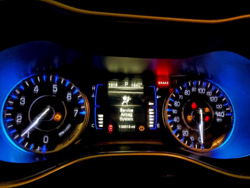 Photo 9 from auction – 2015 CHRYSLER 200 LIMITE with VIN 1C3CCCAB0FN580226