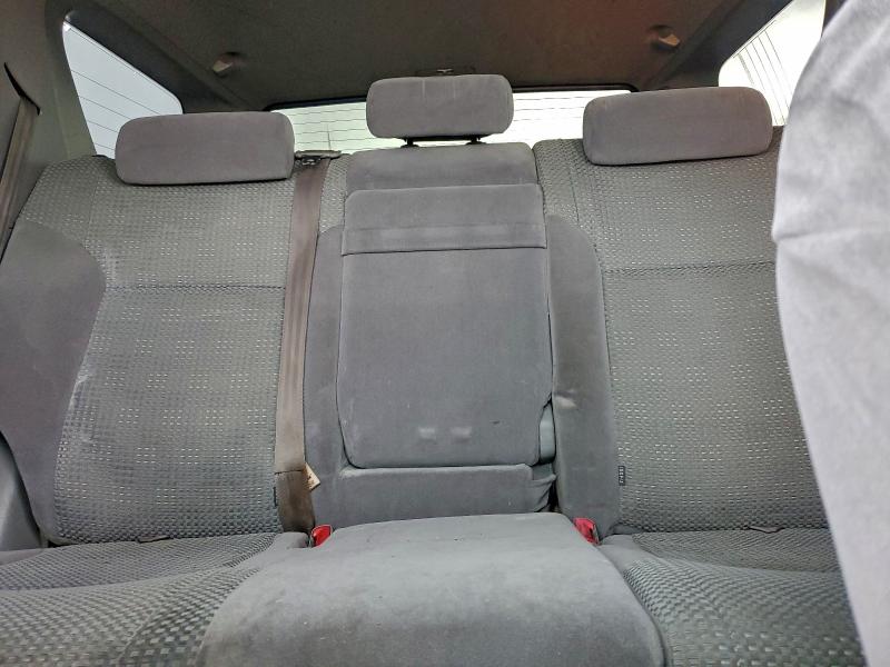 Photo 10 from auction – 2004 TOYOTA 4RUNNER SR with VIN JTEBU14R440037761