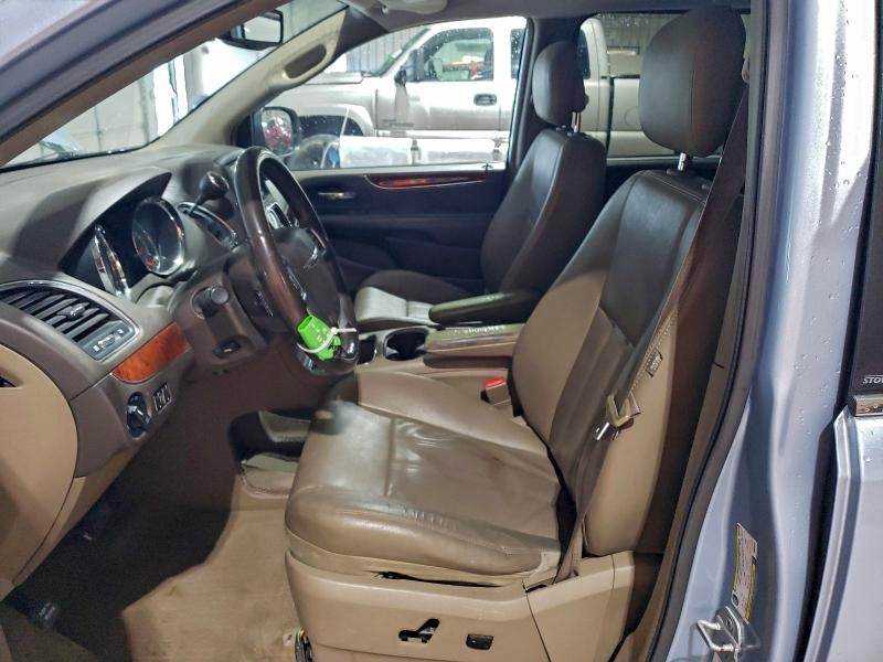Photo 7 from auction – 2013 CHRYSLER TOWN & COU with VIN 2C4RC1CG1DR684565