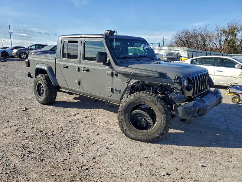 Photo 4 from auction – 2022 JEEP GLADIATOR with VIN 1C6HJTAG6NL140029