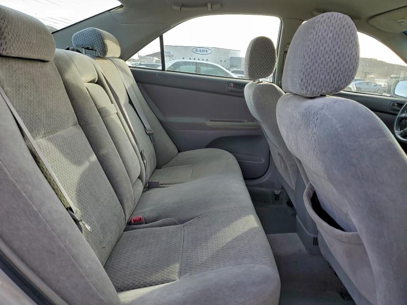 Photo 10 from auction – 2004 TOYOTA CAMRY LE with VIN 4T1BE32K54U808476