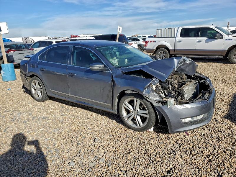 Photo 4 from auction – 2014 VOLKSWAGEN PASSAT SE with VIN 1VWBN7A39EC030256