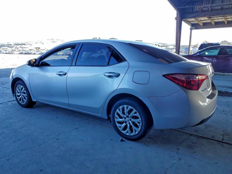 Photo 2 from auction – 2018 TOYOTA COROLLA L with VIN 5YFBURHE1JP844718