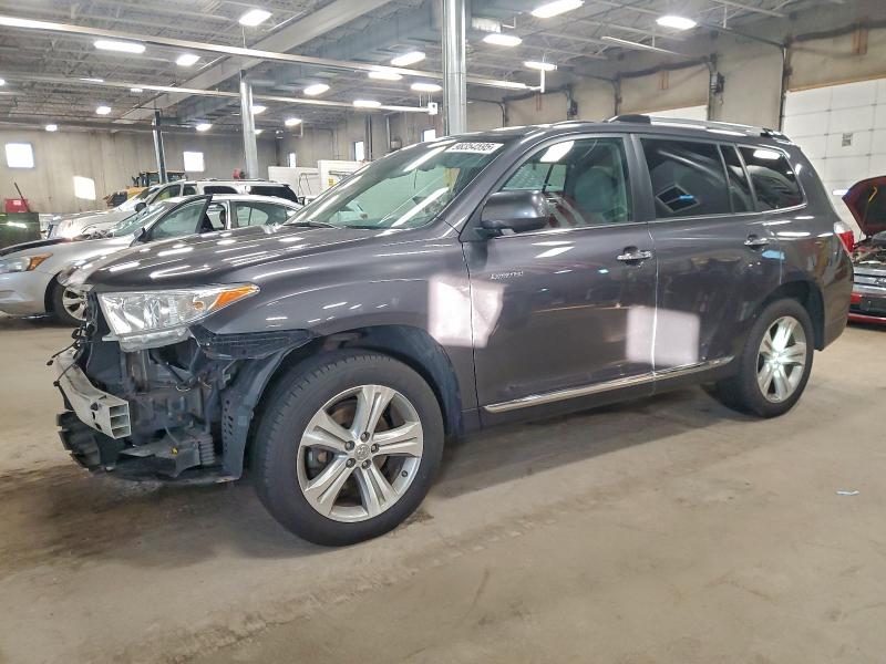 TOYOTA HIGHLANDER 2013 z numerem VIN 5TDDK3EH0DS221788 - Zdjęcie z aukcji