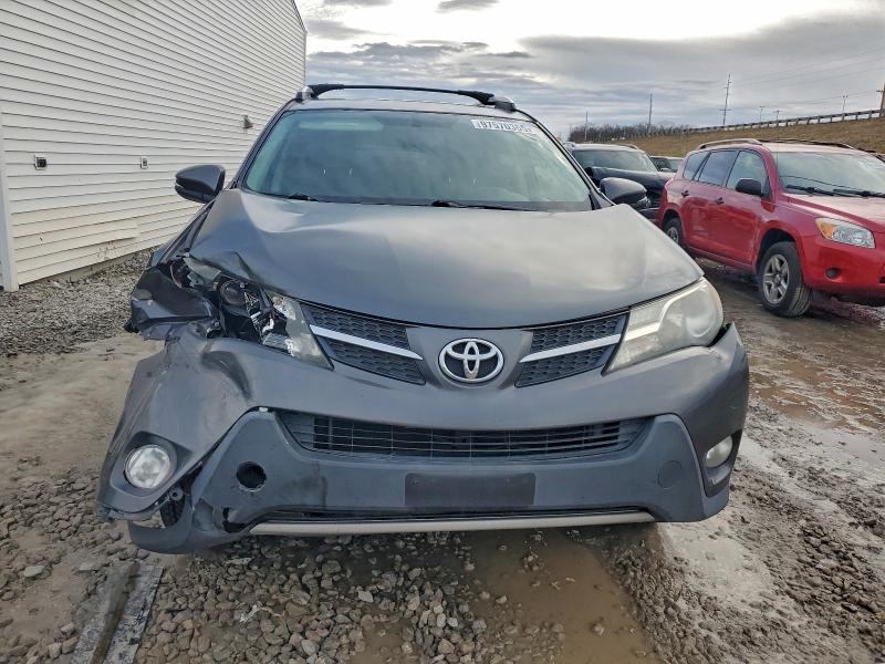 Photo 5 from auction – 2013 TOYOTA RAV4 XLE with VIN JTMWFREV6DD021077