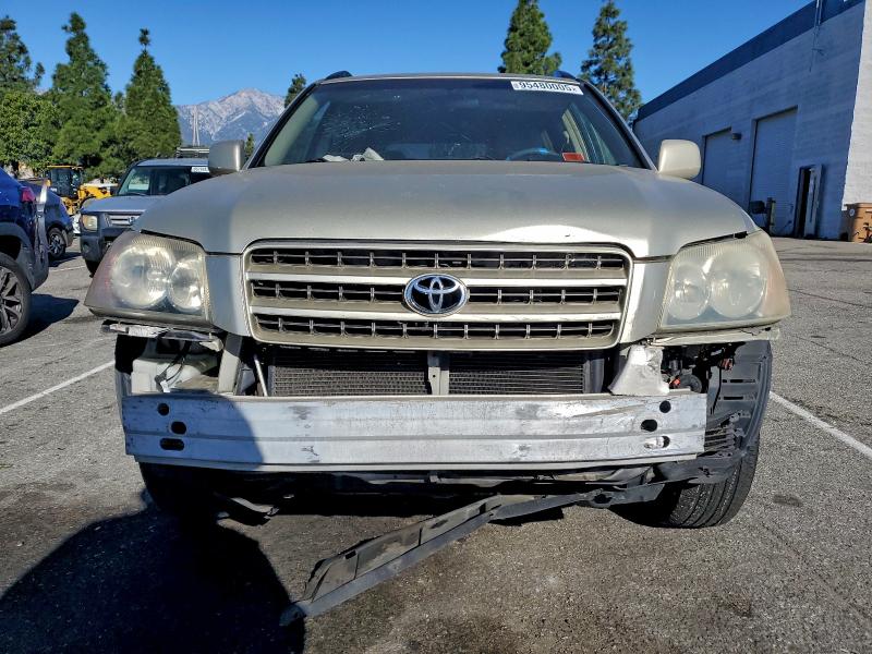 Photo 5 from auction – 2003 TOYOTA HIGHLANDER with VIN JTEGF21A730094782