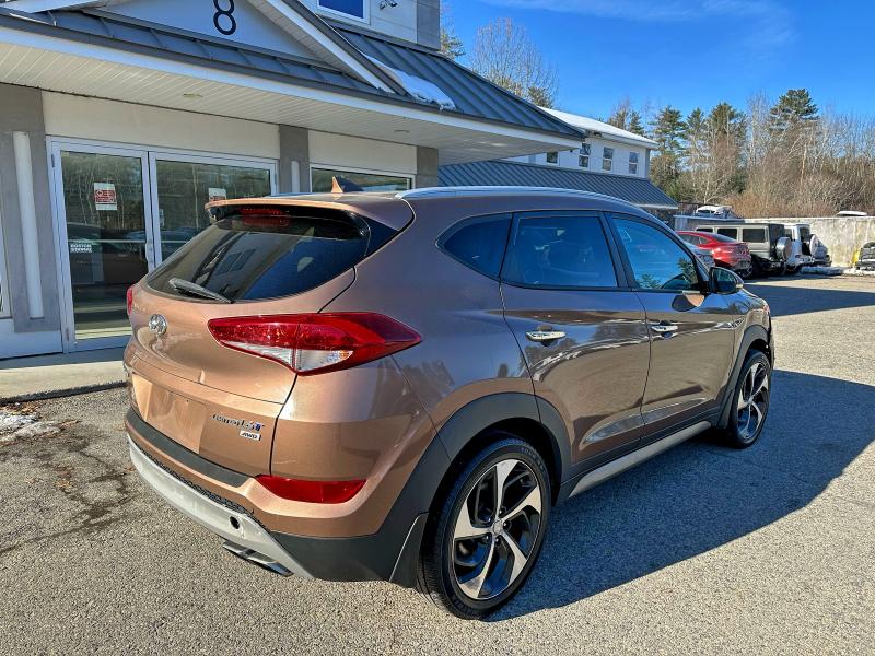 Photo 4 from auction – 2017 HYUNDAI TUCSON LIM with VIN KM8J3CA25HU304583