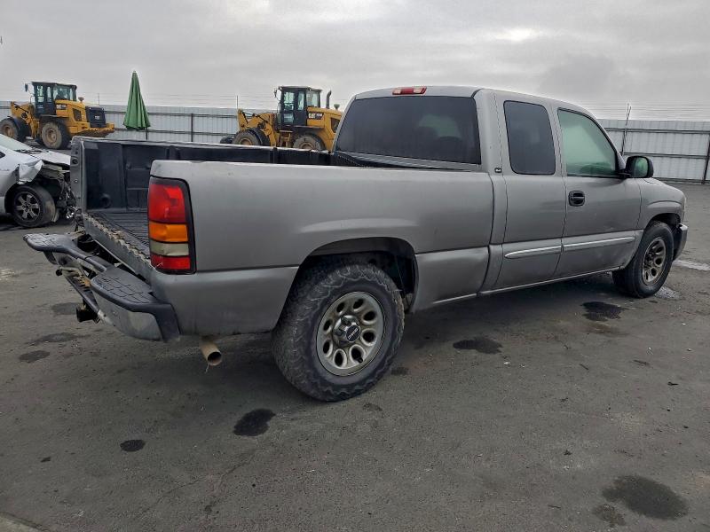 Photo 3 from auction – 2006 GMC NEW SIERRA with VIN 2GTEC19T761115904