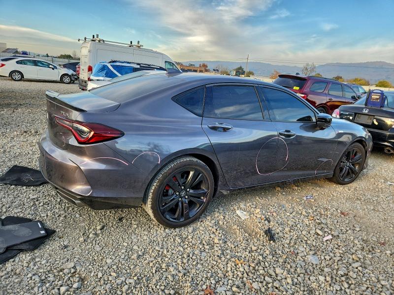 Photo 3 from auction – 2022 ACURA TLX TECH A with VIN 19UUB5F55NA003930