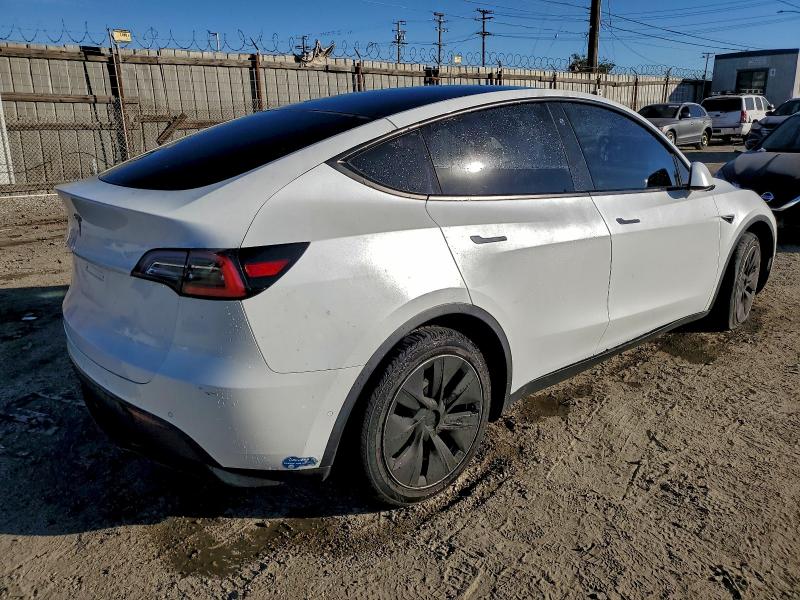 Photo 3 from auction – 2021 TESLA MODEL Y with VIN 5YJYGDED7MF109483