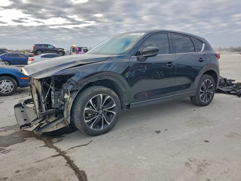 MAZDA CX-5 PREMI 2022 with VIN JM3KFBDM0N1633056 - Photo from auction