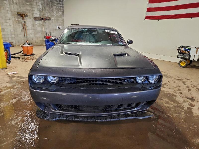 Photo 5 from auction – 2018 DODGE CHALLENGER with VIN 2C3CDZFJ0JH161505