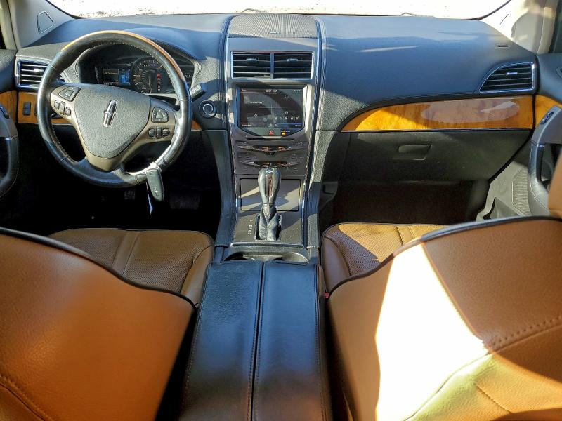 Photo 8 from auction – 2011 LINCOLN MKX with VIN 2LMDJ6JK5BBJ31587