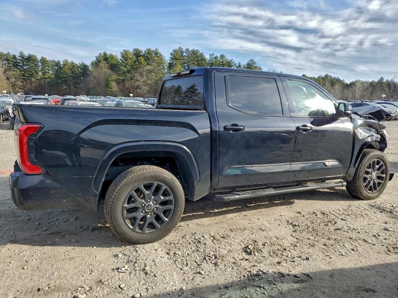Photo 3 from auction – 2023 TOYOTA TUNDRA with VIN 5TFNA5DB9PX097728