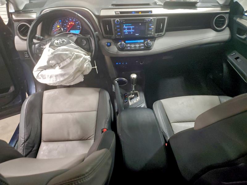 Photo 8 from auction – 2014 TOYOTA RAV4 LIMIT with VIN 2T3DFREV3EW212483