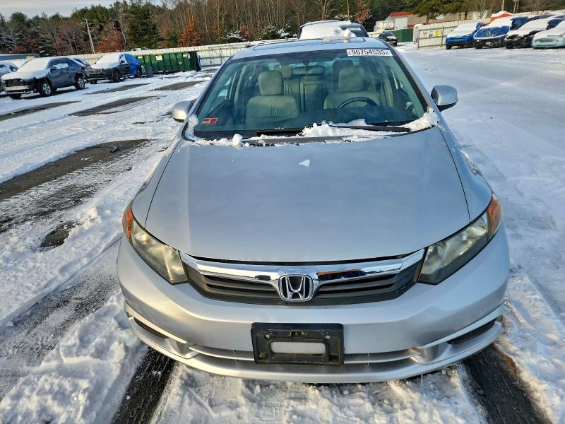 Photo 5 from auction – 2012 HONDA CIVIC EXL with VIN 2HGFB2F91CH555921