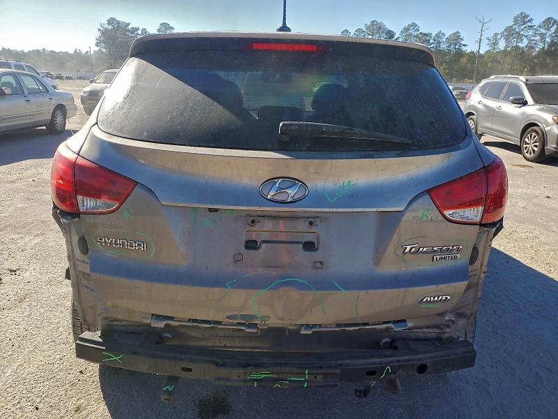 Photo 6 from auction – 2012 HYUNDAI TUCSON GLS with VIN KM8JUCAC4CU513795