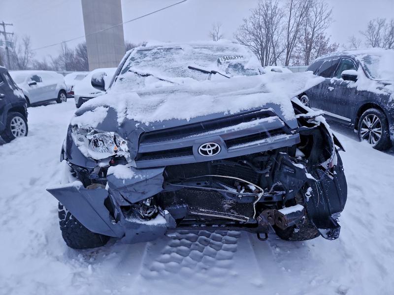 Фото 5 с аукциона – 2003 TOYOTA 4RUNNER SR с VIN JTEBT14RX38007764