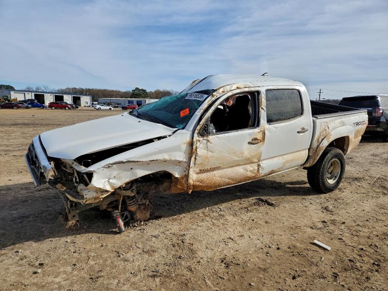 Photo 1 from auction – 2015 TOYOTA TACOMA DOU with VIN 3TMLU4EN3FM176639