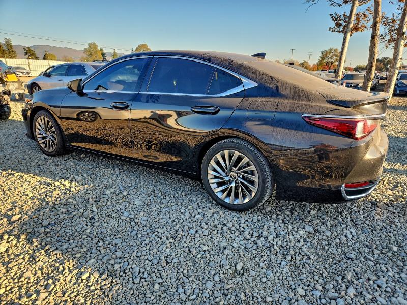 Photo 2 from auction – 2022 LEXUS ES 300H BA with VIN 58AEA1C11NU017858