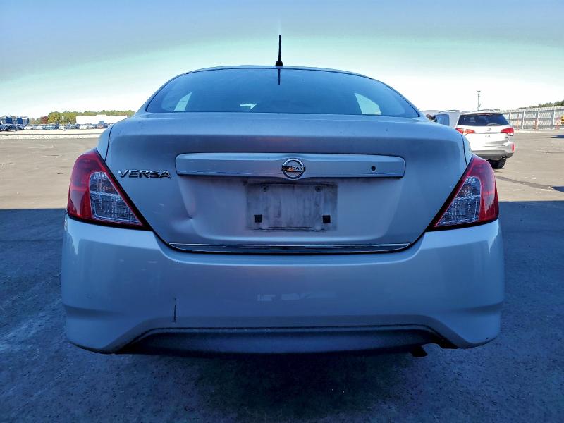 Photo 6 from auction – 2016 NISSAN VERSA S with VIN 3N1CN7AP5GL844926