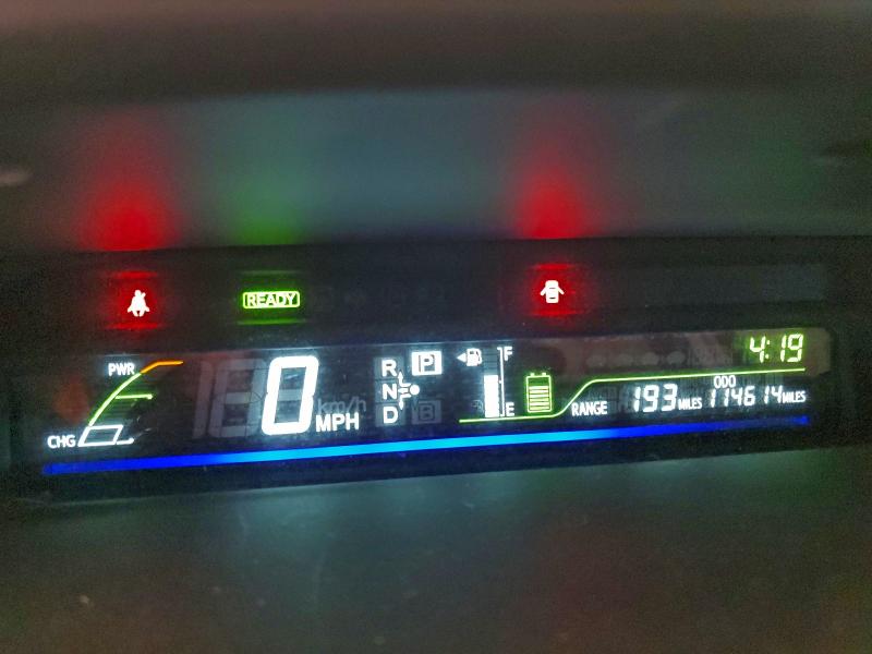 Photo 9 from auction – 2013 TOYOTA PRIUS V with VIN JTDZN3EU4D3232739