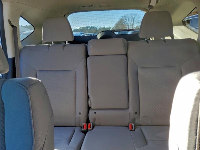 Photo 10 from auction – 2016 HONDA CR-V SE with VIN 2HKRM4H48GH667390