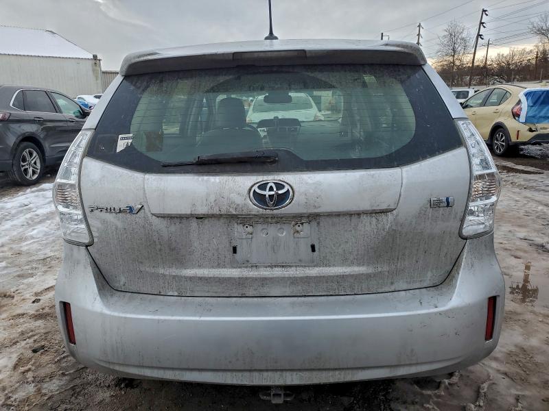 Photo 6 from auction – 2012 TOYOTA PRIUS V with VIN JTDZN3EU0C3082837