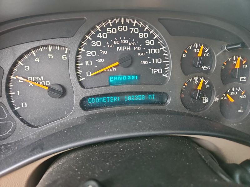 Photo 9 from auction – 2004 CHEVROLET SILVERADO with VIN 1GCEK19T64E359784
