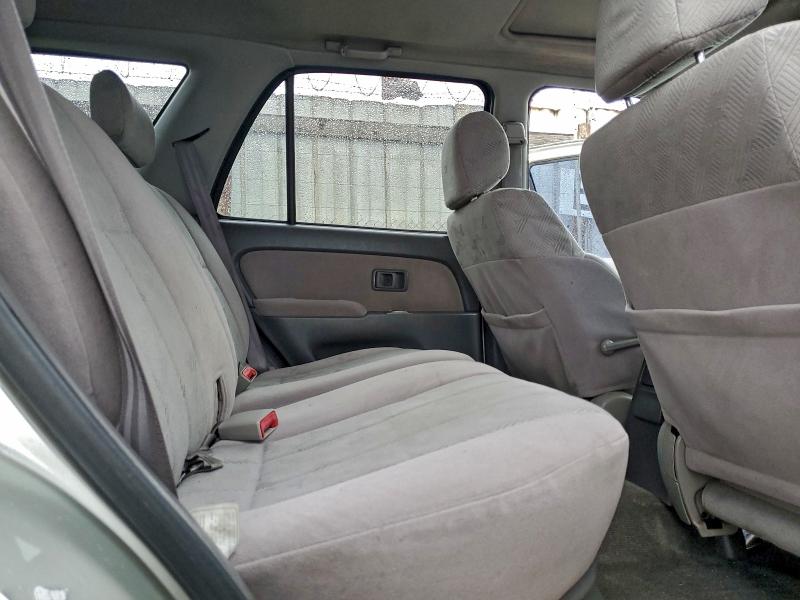 Photo 11 from auction – 2001 TOYOTA 4RUNNER SR with VIN JT3GN86R010190019